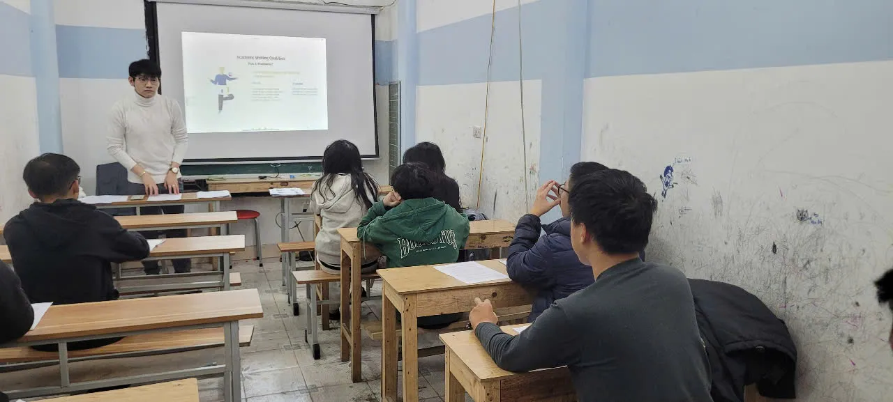 Buổi thuyết trình tại Johnson English