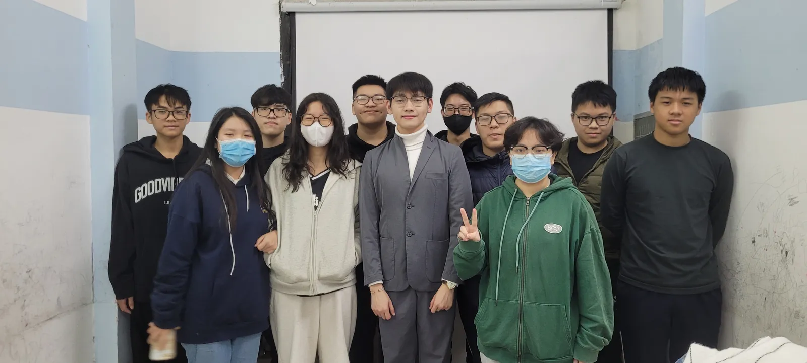 Học viên và giáo viên sau buổi workshop